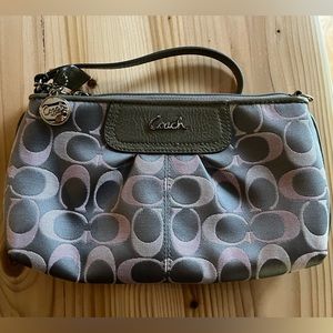 NWOT Coach Purse/Wristlet